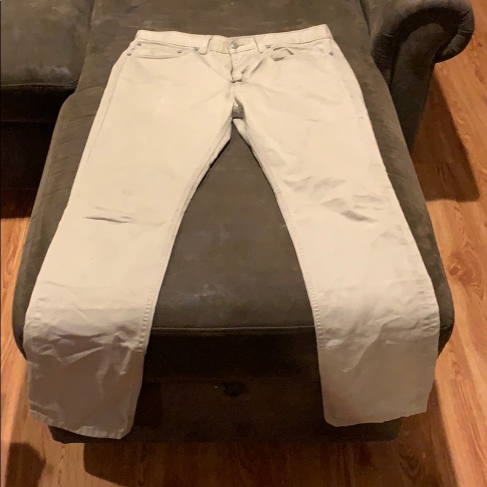 Levi 34x32 tan Khakis